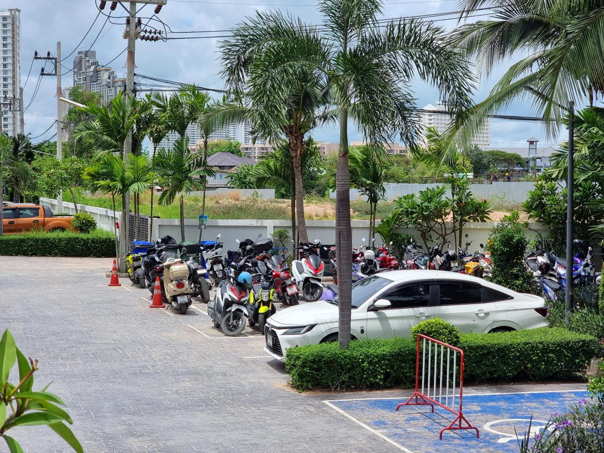 Laguna Beach Condo Resort 3 Maldives Pattaya Pool View ลากูน่า บีช คอนโด รีสอร์ต 3 พัทยา Jomtien Beach Eksteriør billede
